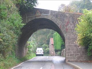 Incline bridge